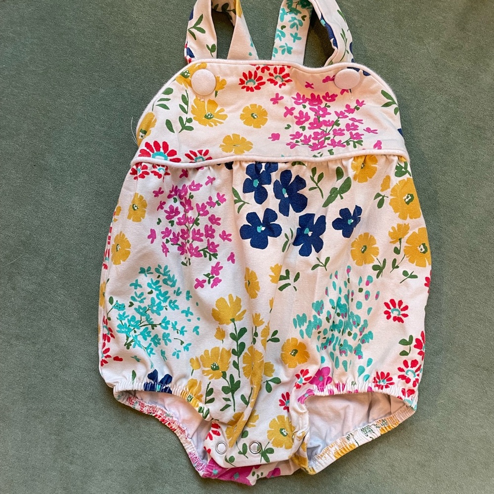 Stitchy Fish Floral Bubble 12m EUC